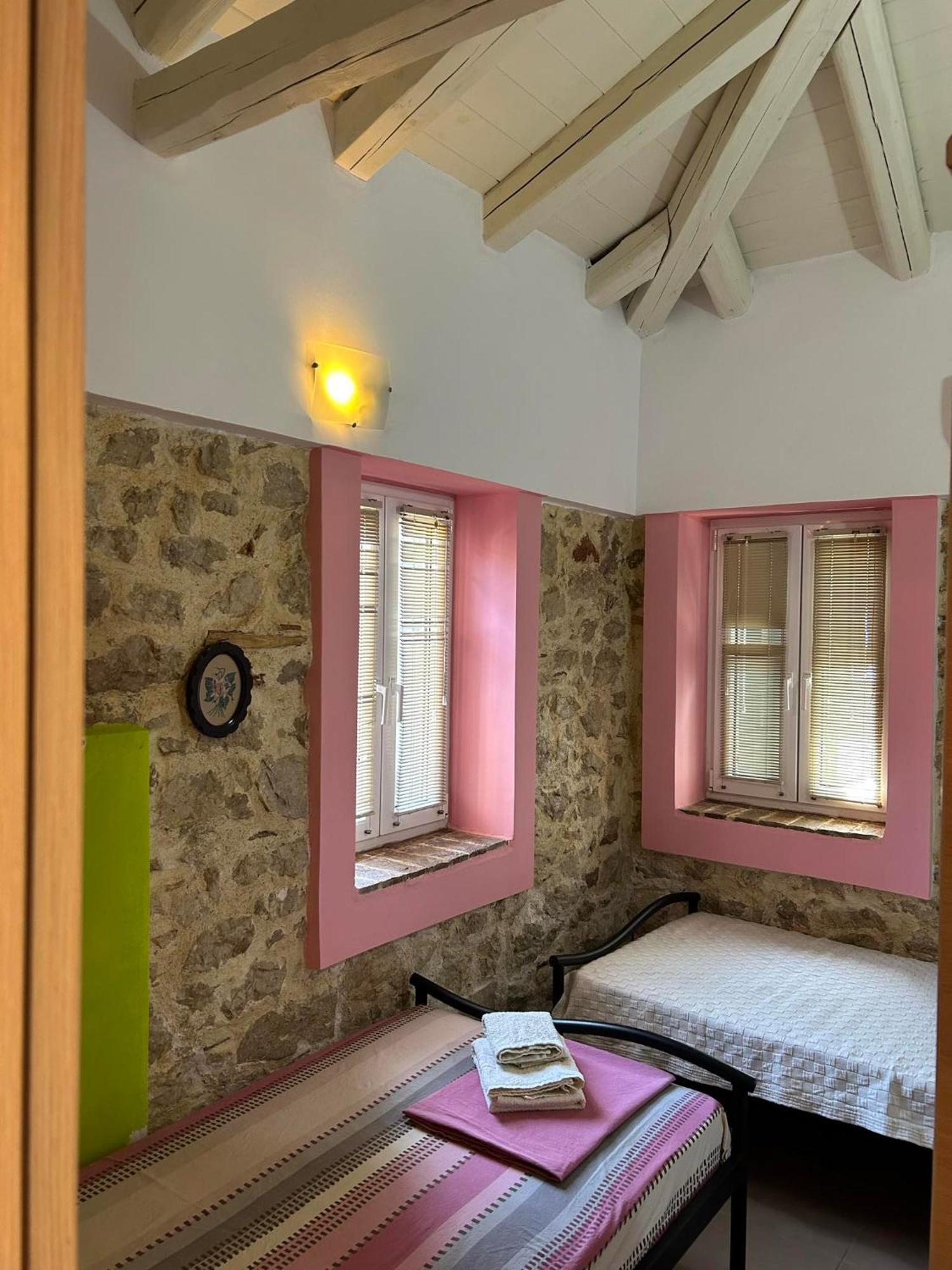 Sofia Apartments Paralia Irion Eksteriør bilde